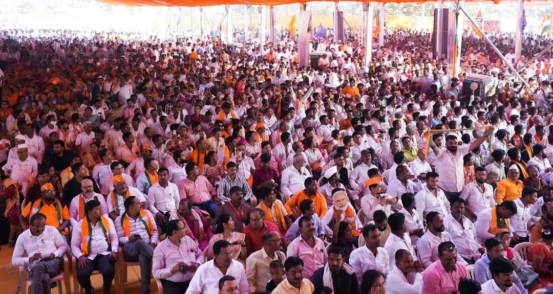In a major political development, BJP leader Devendra Fadnavis took oath as the Chief Minister of Maharashtra for the third time, along with Eknath Shinde and Ajit Pawar as Deputy Chief Ministers. The swearing-in ceremony, held at Azad Maidan in Mumbai, was graced by prominent political figures including Prime Minister Narendra Modi and Union Home Minister Amit Shah.

