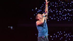 Coldplay Mumbai कॉन्सर्ट में मैजिक के साथ मैनेजमेंट की गड़बड़ी: फैंस हुए निराश