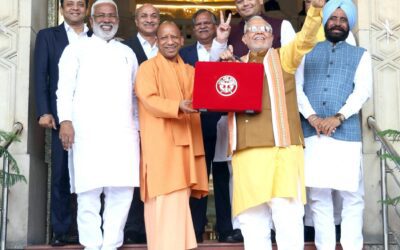 यूपी बजट 2025: जिला मुख्यालय वाले शहरों को मिलेगी स्मार्ट सिटी की सौगात, 40 हजार करोड़ से बदलेगी सूरत