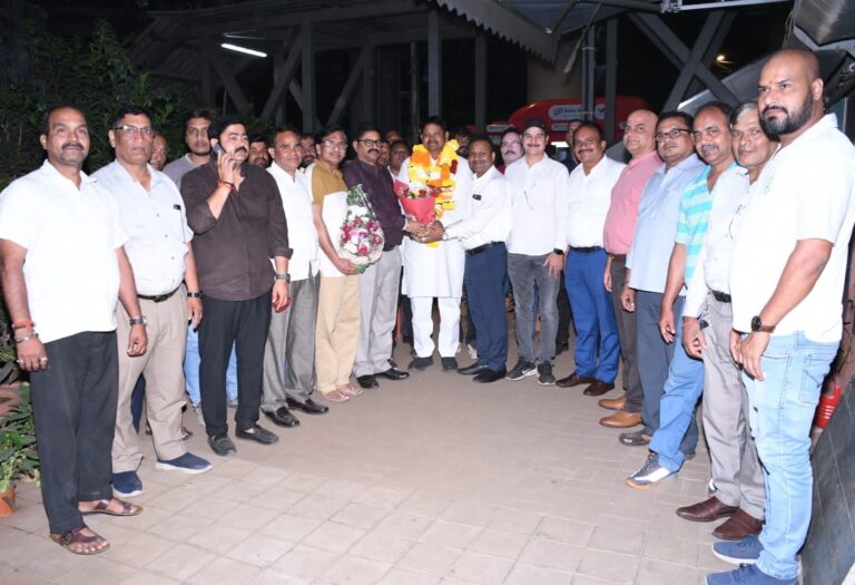 बेस्ट समिति का सदस्य बनाए जाने पर बीजेपी प्रवक्ता अजय सिंह का सम्मान