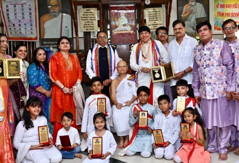 दादर जैन ज्ञान मंदिर में श्रद्धा के साथ मनाया गया श्री महावीर जन्म कल्याणक महोत्सव