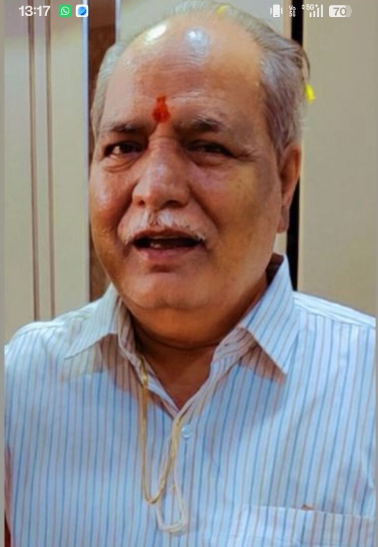 प्रिंसिपल संजय मिश्रा के पिता गणेश मिश्रा का निधन, श्रद्धांजलि देने पहुंचे लल्लन तिवारी