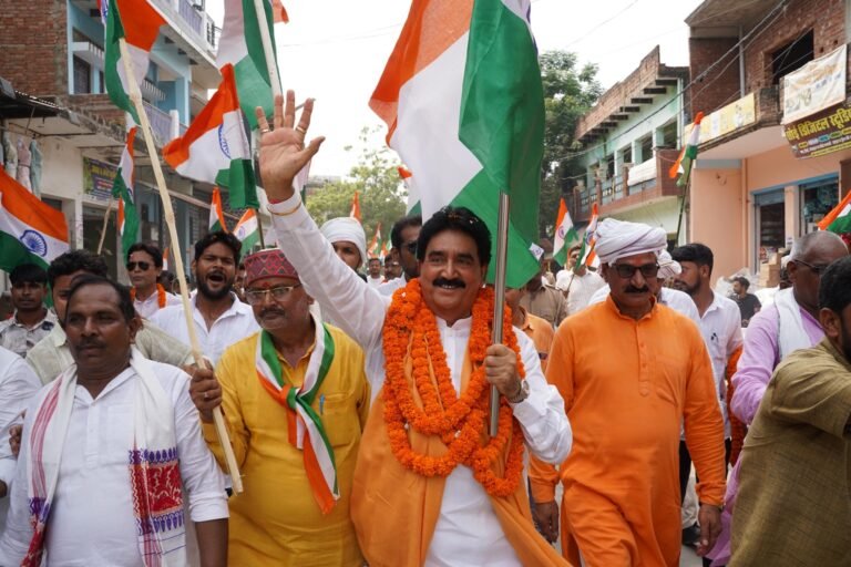 तिरंगा यात्रा, देश के प्रति प्रेम, एकता और सम्मान का प्रतीक: धर्मवीर ज्ञान प्रकाश सिंह