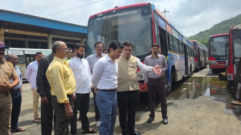 परिवहन सभापति राजकुमार मिश्रा के साथ आयुक्त ने गुप्त दौरा कर दिया आवश्यक निर्देश