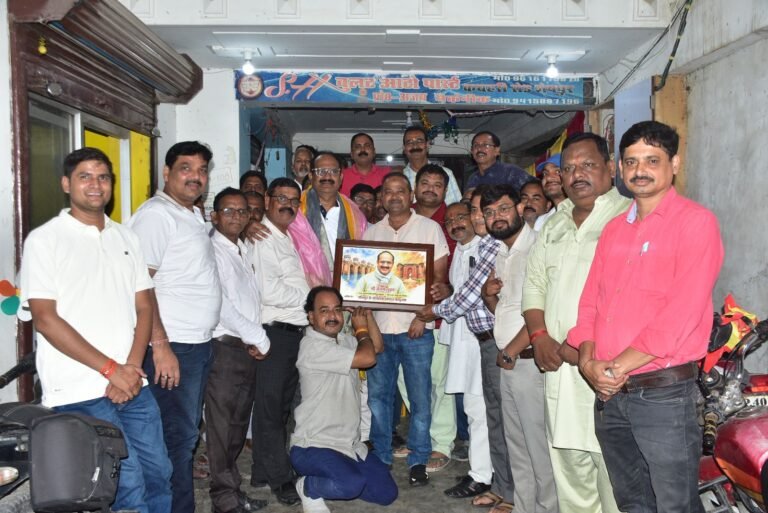हैदराबाद हिन्दी जर्नलिस्ट्स सोसाइटी के अध्यक्ष अजय शुक्ल का जौनपुर में हुआ भव्य स्वागत
